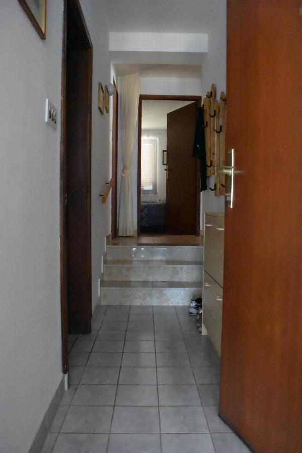 70 Sq M Apartment At Saint Martin'S Harbour Mali Lošinj Kamer foto